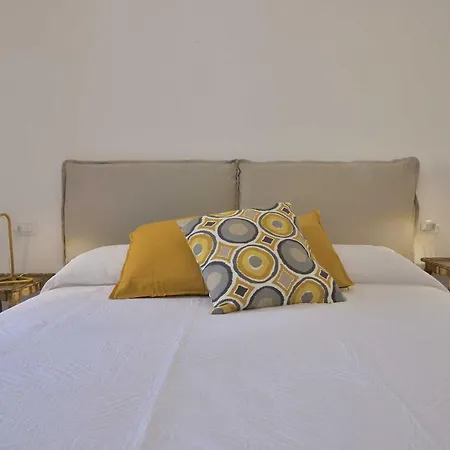 Casa Camelia - Terrazza Privata, A 15 Minuti A Piedi Dalle Spiagge Wifi E Ac Apartment *
