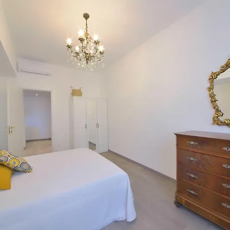 Apartamento Casa Camelia - Terrazza Privata, A 15 Minuti A Piedi Dalle Spiagge Wifi E Ac