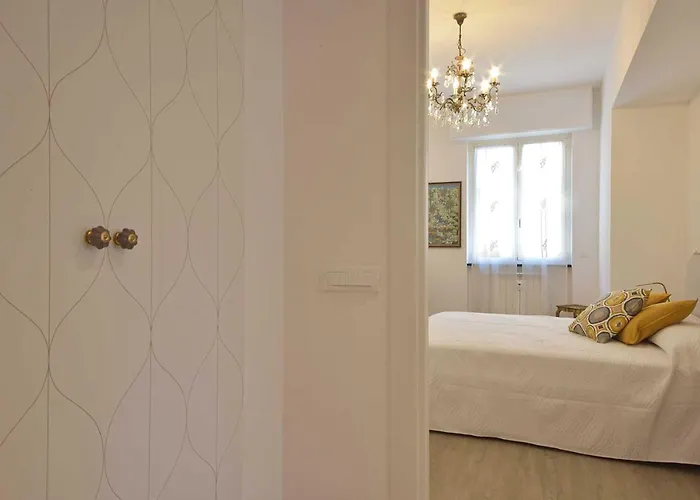 Casa Camelia - Terrazza Privata, A 15 Minuti A Piedi Dalle Spiagge Wifi E Ac 산타마르게리타리구레
